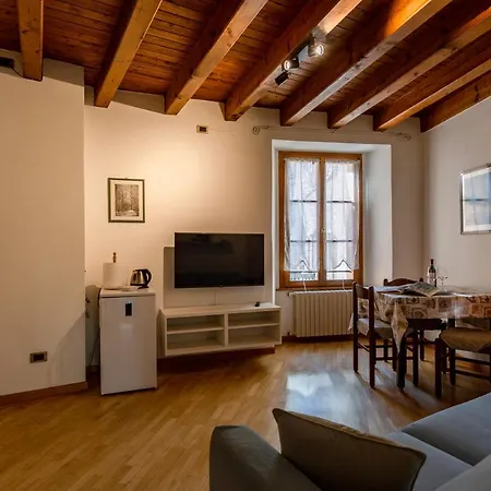 Sant'agostino Apartment *